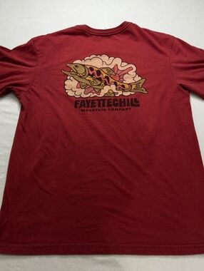 Fayettechill Mountain Company T-Shirt Men’s M Red Trout Graphic Outdoors